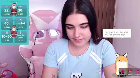 Luna  online show from December 25, 4:43 pm