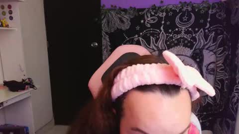 Claire online show from January 13, 9:41 pm