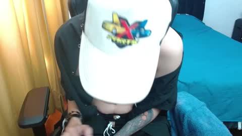 Jade online show from February 11, 4:30 pm