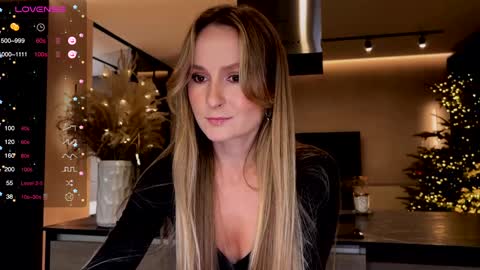 magicpeaach online show from January 13, 3:15 pm