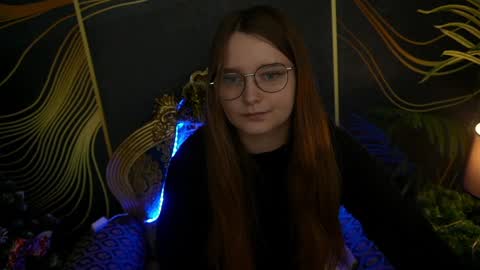 Emily online show from January 14, 1:17 pm