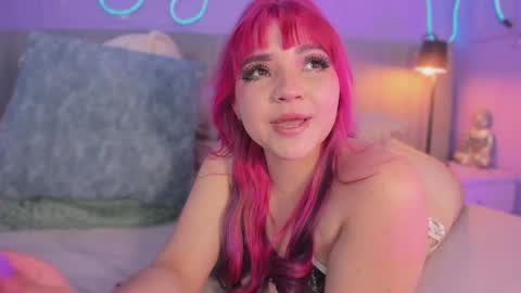 Mai online show from November 8, 9:20 pm