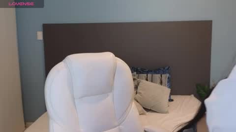 Maiaa Ruiz  online show from February 8, 12:39 pm