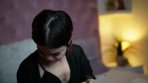 Snapshot of maiamini chatting on October 8, 11:42 pm Maia online show from October 8, 11:42 pm
