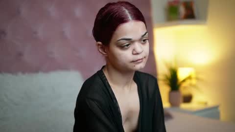  Maia  online show from March 26, 9:16 pm