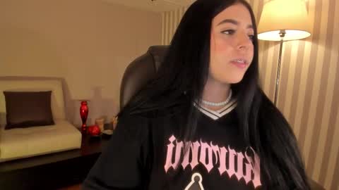  Mait  online show from November 22, 6:32 pm