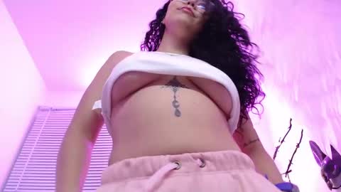 Maily online show from October 1, 8:14 pm