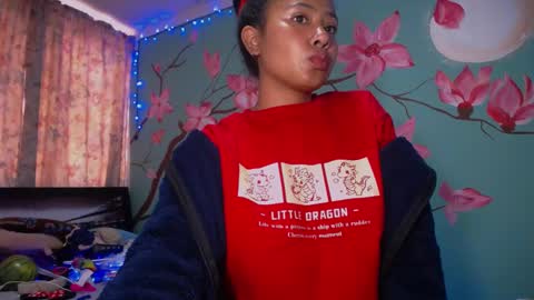 Snapshot of maite_loves chatting on January 3, 12:41 pm Maite online show from January 3, 12:41 pm