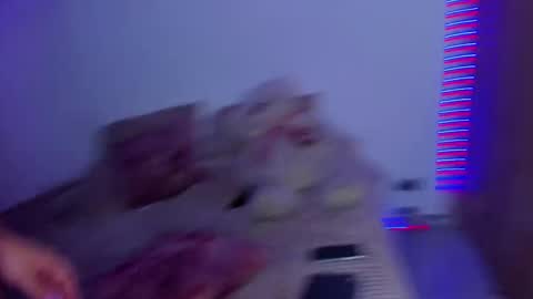 majito online show from February 27, 1:49 am