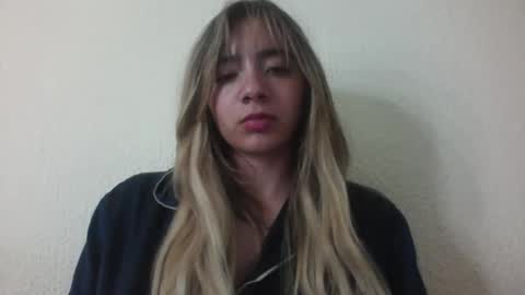 majo_gomezz online show from March 6, 1:44 am