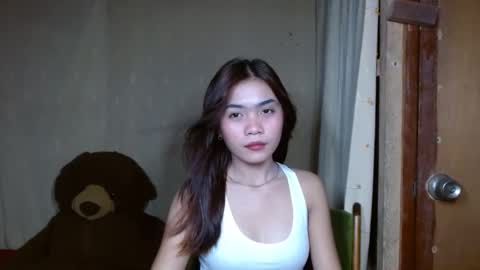 Snapshot of makeme_wettt chatting on February 12, 3:07 am makeme_wettt online show from February 12, 3:07 am