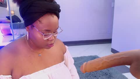 makena online show from January 30, 3:22 am