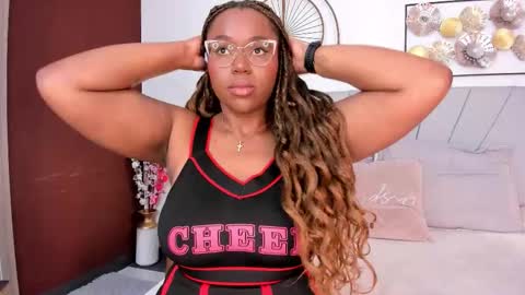 makena online show from December 3, 4:04 am