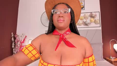 makena online show from November 1, 4:38 am