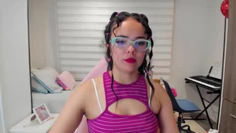 Mal Norma online show from April 21, 2:51 am