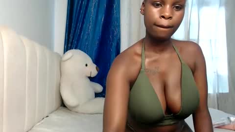 malia online show from January 18, 9:27 am