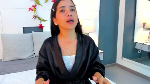  MALORI  online show from April 29, 5:40 pm