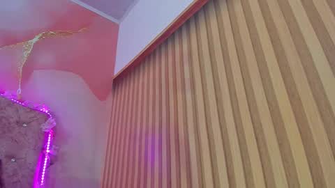 malory__jones online show from November 10, 6:58 pm