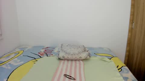 instagram  nueela   online show from February 16, 11:15 pm