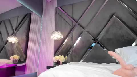 Malu online show from February 2, 5:34 pm