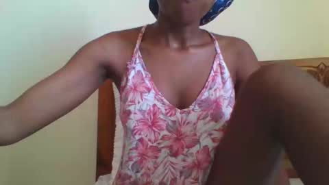 mammaplay online show from November 4, 11:15 am