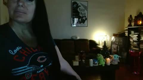 mandaloriangirlsfight online show from December 19, 7:06 pm