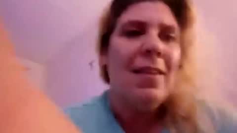 Snapshot of mandilube39 chatting on January 5, 11:01 pm mindy22 online show from January 5, 11:01 pm