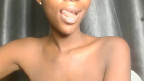 mandymia online show from February 12, 5:09 am