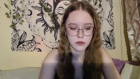 Snapshot of mandymilson chatting on February 8, 8:10 pm Mandy online show from February 8, 8:10 pm