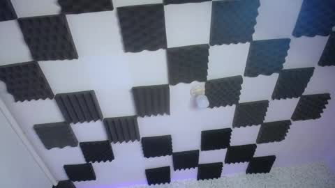 manelyke online show from October 23, 9:43 pm