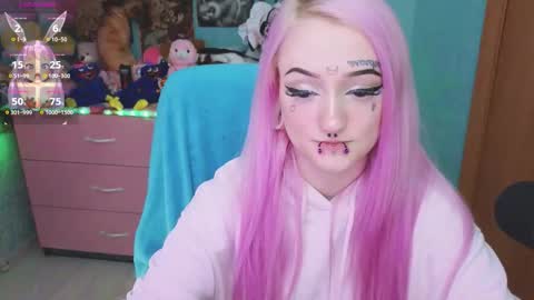 Manuela online show from September 24, 9:14 pm