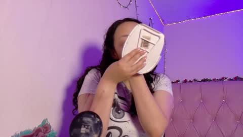 Manu  online show from February 23, 10:09 pm