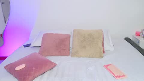     online show from February 20, 12:08 am