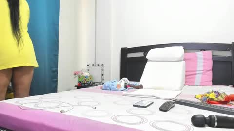 Mara online show from October 5, 2:44 pm