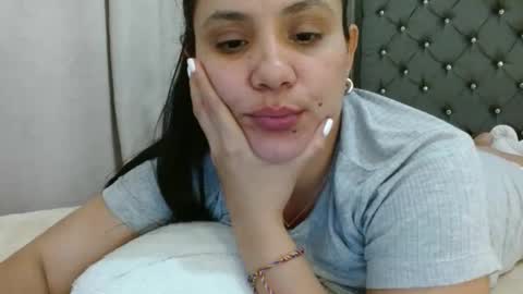 mara4sweet online show from January 14, 2:29 am