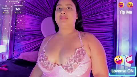 maralinette22 online show from September 13, 11:40 am