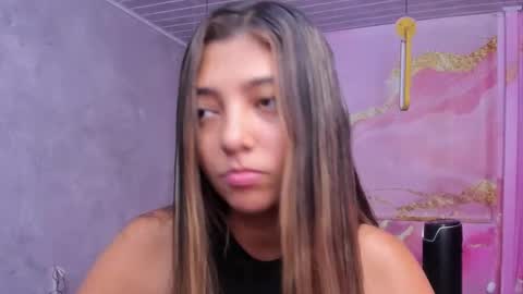 Maraluna online show from March 17, 1:59 pm