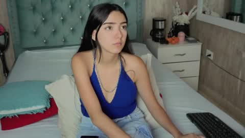 Marcela online show from April 7, 8:00 pm