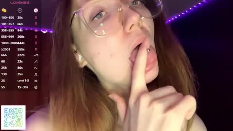 Alisa online show from November 5, 8:52 am