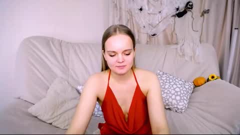 margoblonde online show from November 2, 3:43 am