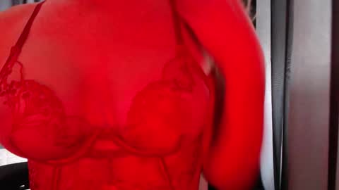 Snapshot of margoo_77 chatting on October 7, 8:41 am Margoo online show from October 7, 8:41 am