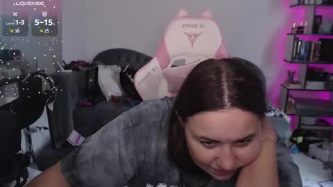 mari moore online show from September 20, 8:23 am