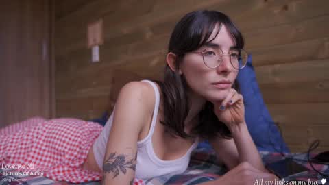 Alfonsina online show from March 1, 5:05 pm