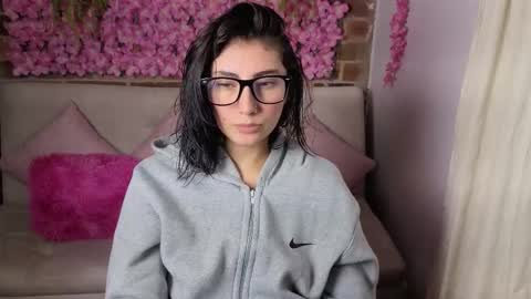 Maria online show from March 18, 7:19 pm