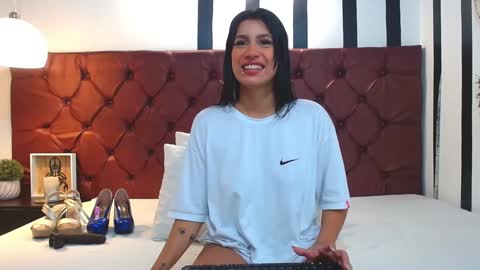 Mariana Guerra online show from January 3, 1:58 pm