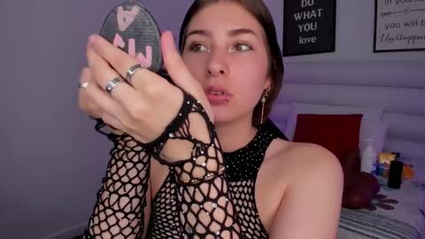 Mariam online show from March 10, 9:18 pm