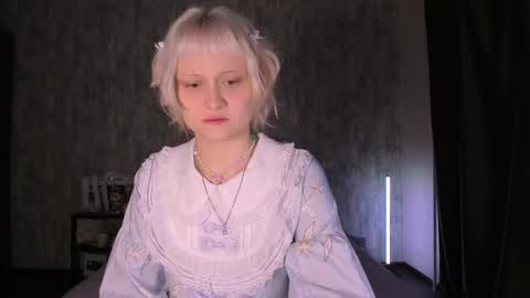Snapshot of mariamilkis chatting on September 16, 12:51 am Maria online show from September 16, 12:51 am