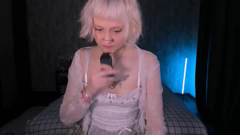 Snapshot of mariamilkis chatting on September 29, 1:32 am Maria online show from September 29, 1:32 am
