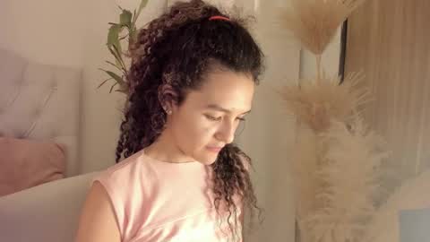 Marian online show from November 21, 3:19 am