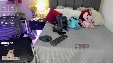 Mar y online show from September 24, 3:22 pm